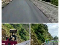 Pekerjaan Jalan Strategis Bayang – Alahan Panjang. Aspal Hitam ‘Bak Hamparan Permadani’ Membentang Panjang Diantara Perbukitan dan Jurang