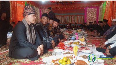 Prosesi Makan Bajamba di Kantor Kerapatan Adat Nagari KAN Pauh V, Menjadi Penutup Rangkaian Prosesi Pengangkatan Ketua