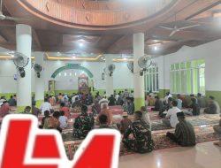 Walaupun Sibuk Rampungkan Kegiatan TMMD, Personil Satgas Tidak Lupa untuk Sholat Jumat
