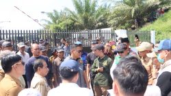 Polres Lahat Lakukan Pengamanan Aksi Unjuk Rasa Masyarakat Di PT. SMS Kecamatan Kikim Barat